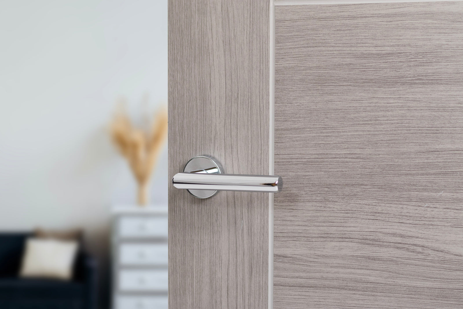 Forme Elle Designer Lever Minimal Round Rose (Latch & Hinges Included) Designer Lever Handle Atlantic