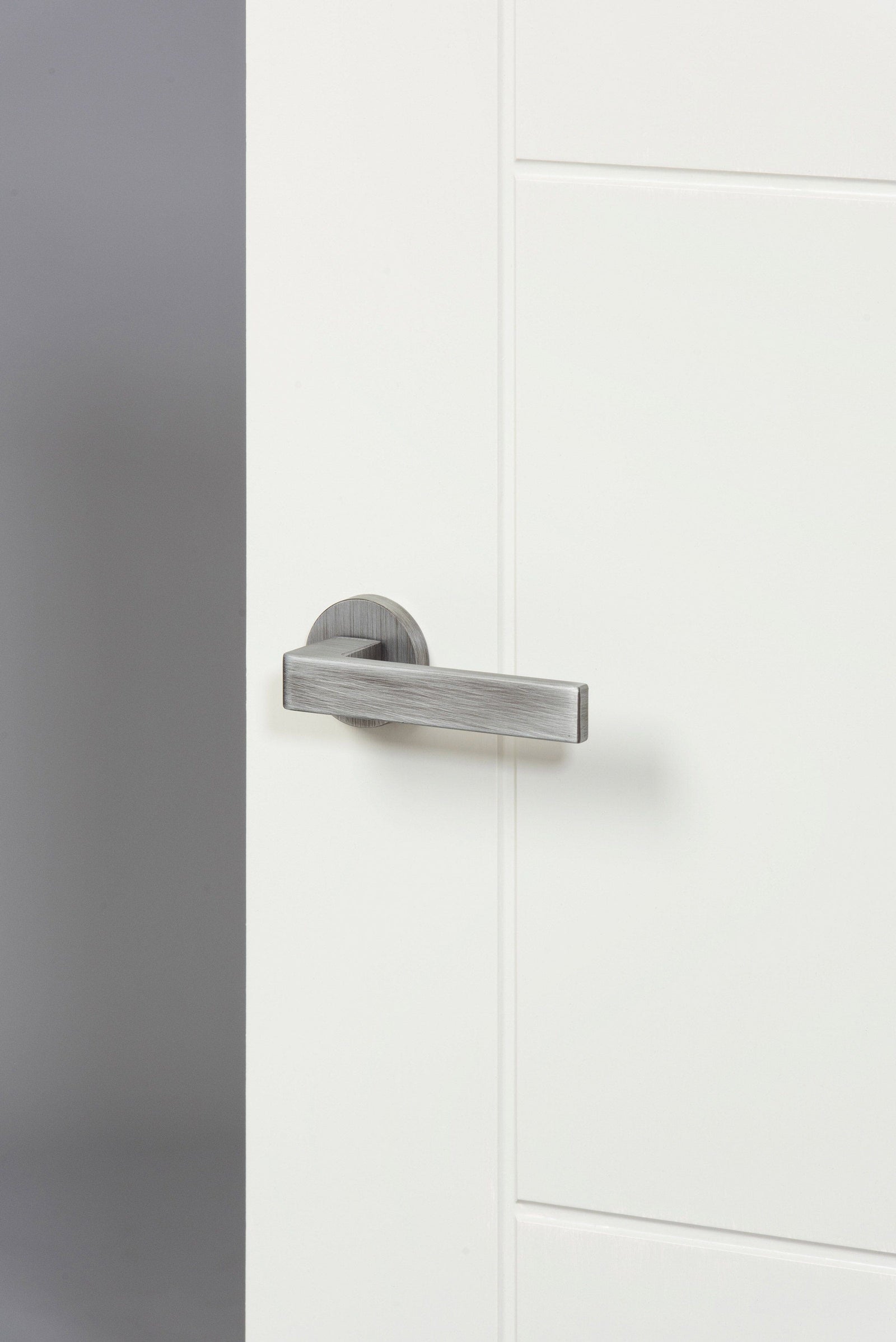 Forme Asti Designer Lever Minimal Round Rose (Latch & Hinges Included) Designer Lever Handle Atlantic