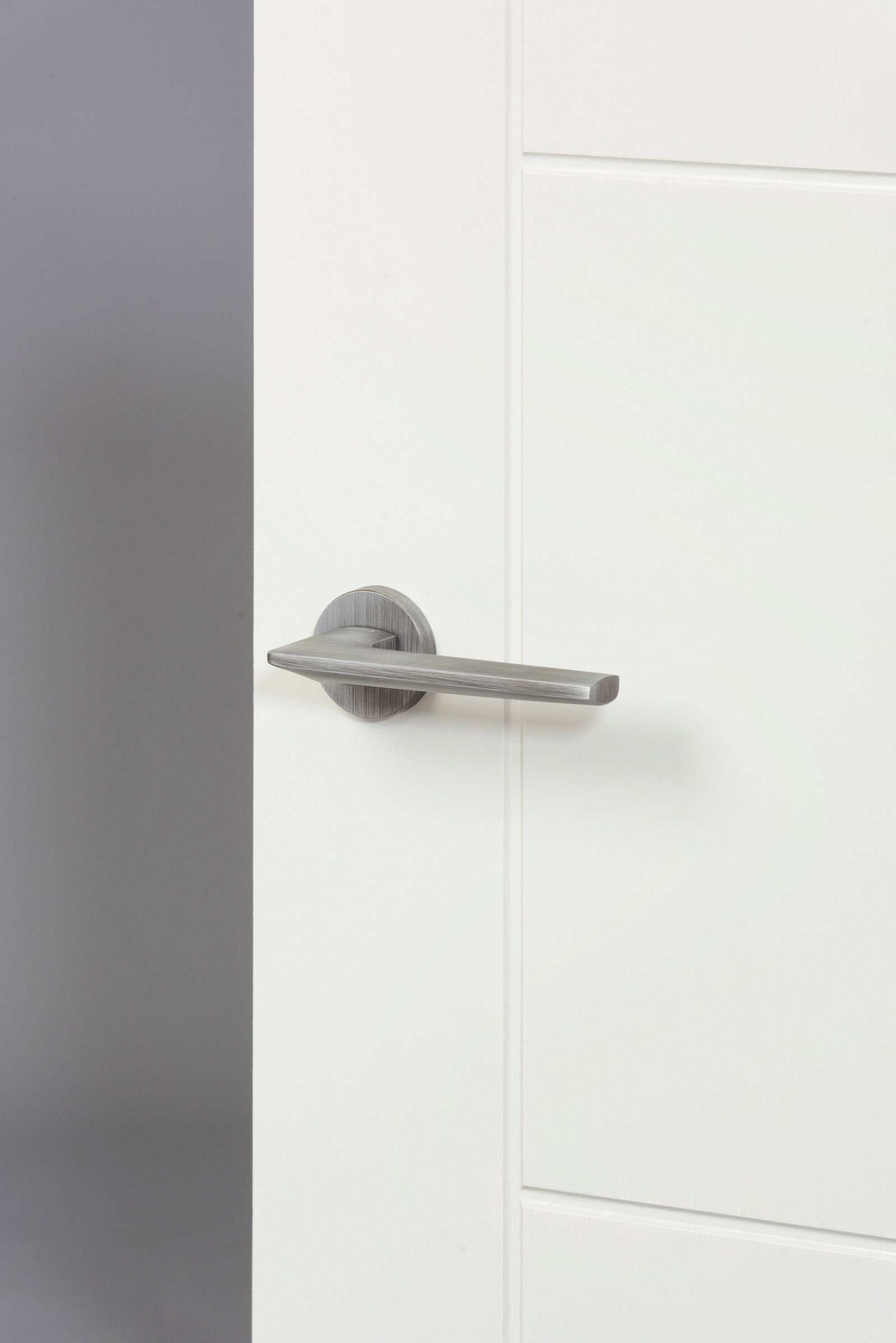 Forme Boston Designer Lever Minimal Round Rose (Latch & Hinges Included) Designer Lever Handle Atlantic