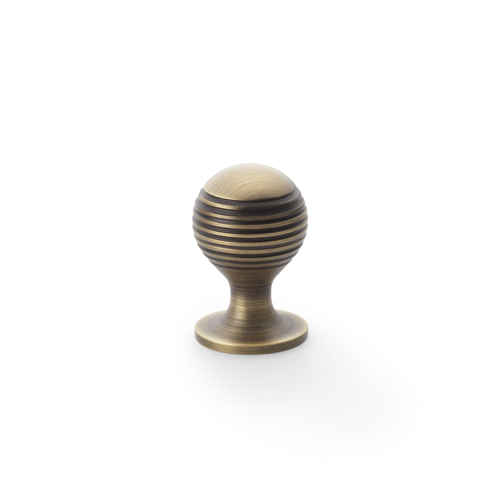 Caesar Cupboard Knob on Round Rose 25mm