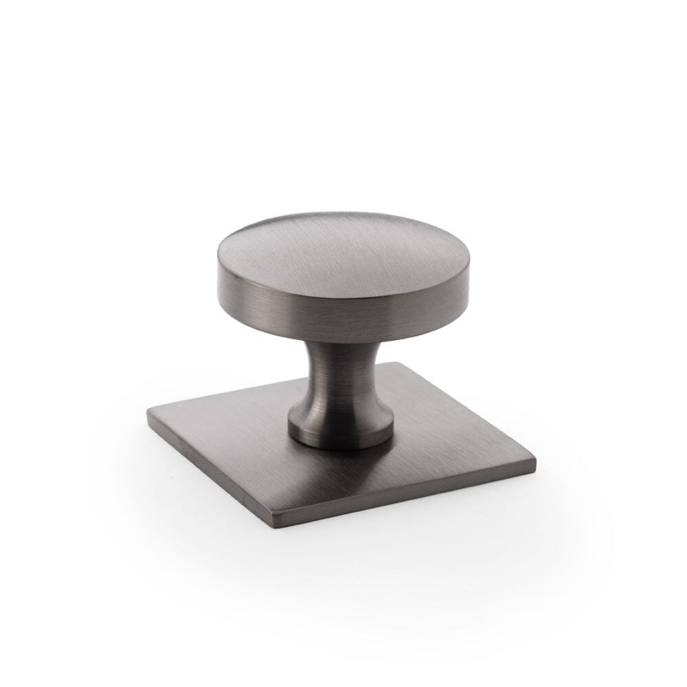 Bullion Cupboard Knob on Square Backplate