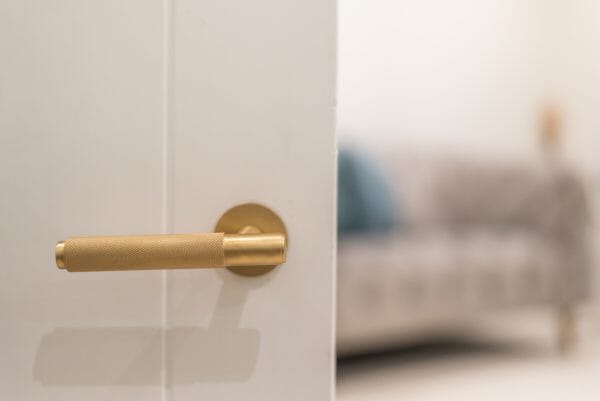 Millhouse Brass Crompton Designer Lever 5mm Slimline Round Rose (Latch & Hinges Included) Designer Lever Handle Atlantic 