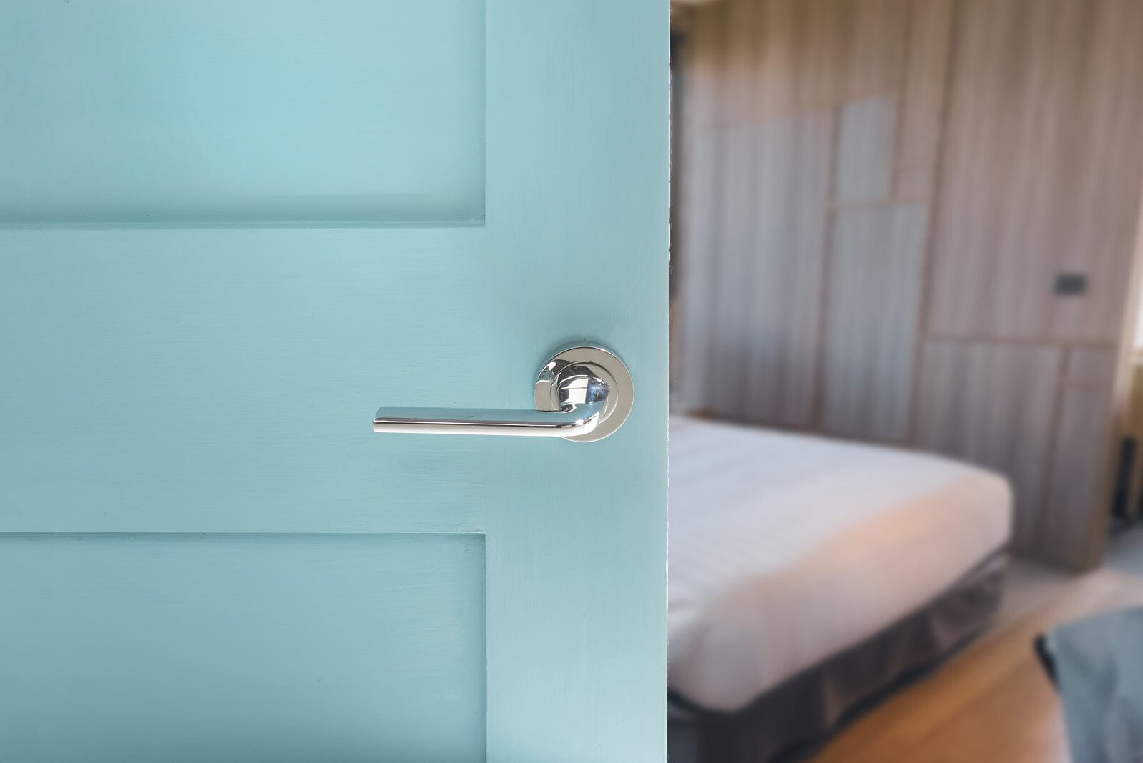 Eco Surf Aluminium Lever Round Rose in Polished Chrome Lever on Round Rose Atlantic 