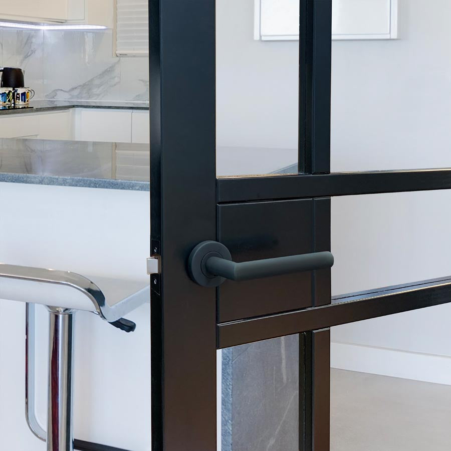 Phoenix Black Standard Latch Pack