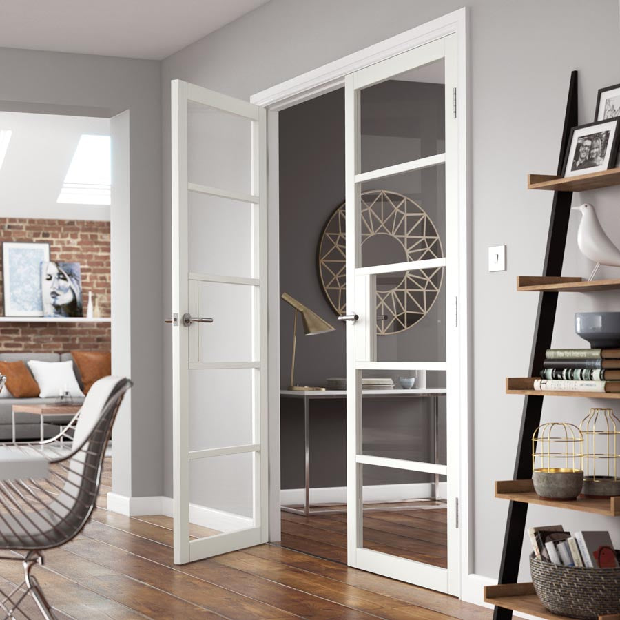 Metro White Clear Glazed Internal Door