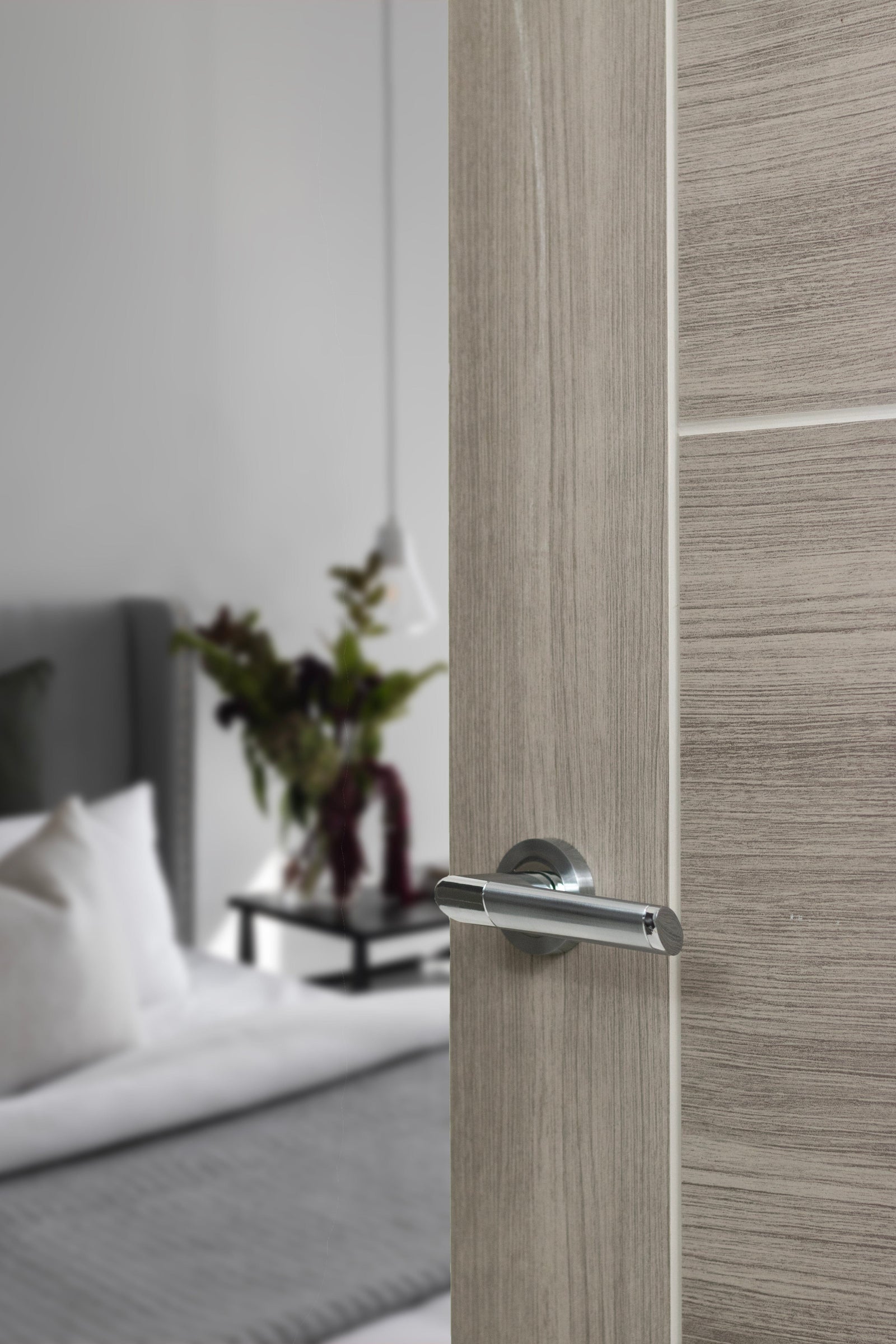 Mediterranean Santorini Lever Round Rose in Satin Chrome/Polished Chrome Lever on Round Rose Atlantic 