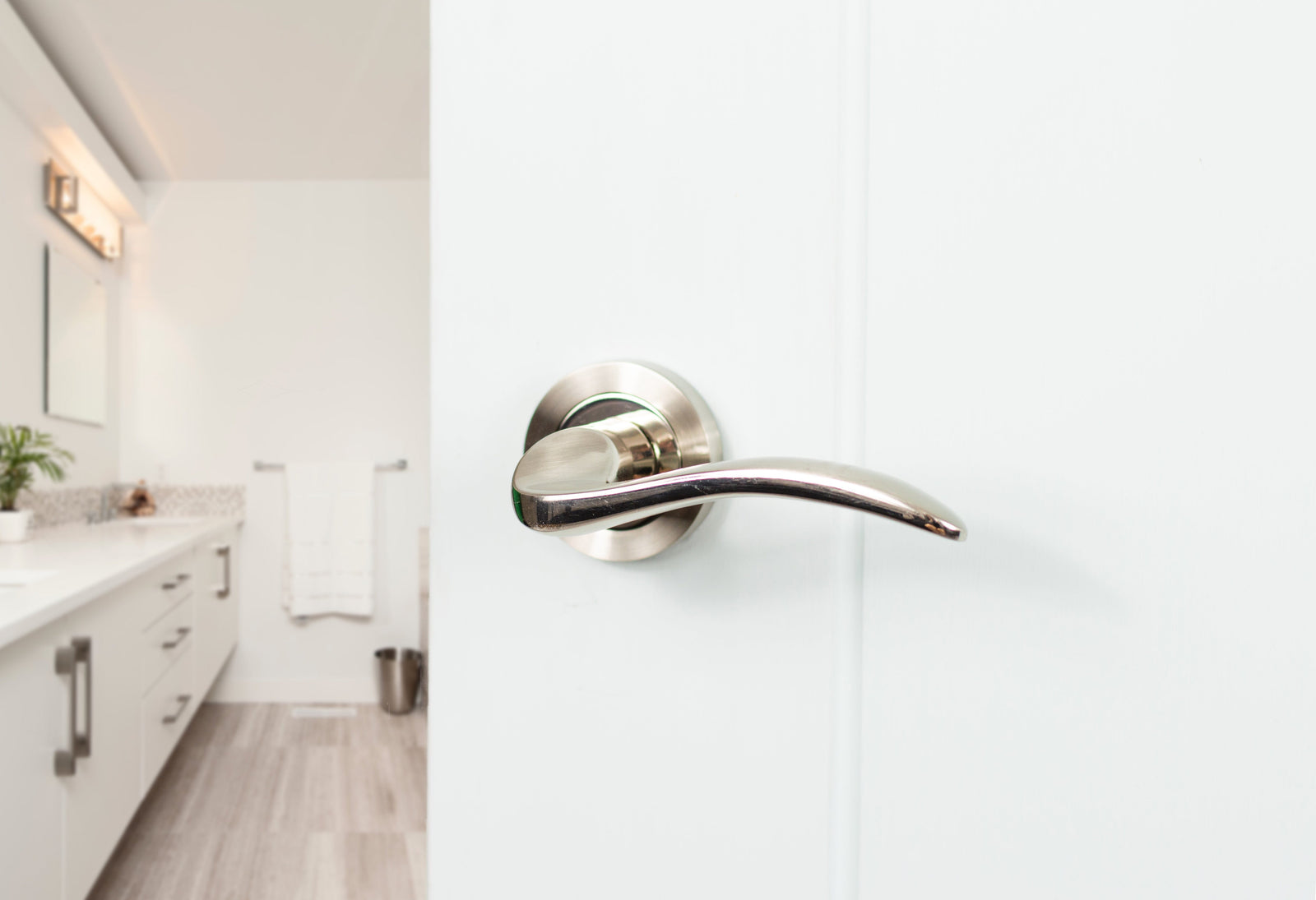 Mediterranean Valencia Lever Round Rose in Satin Nickel/Polished Nickel Lever on Round Rose Atlantic 