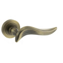 Old English Oxford Lever Round Rose