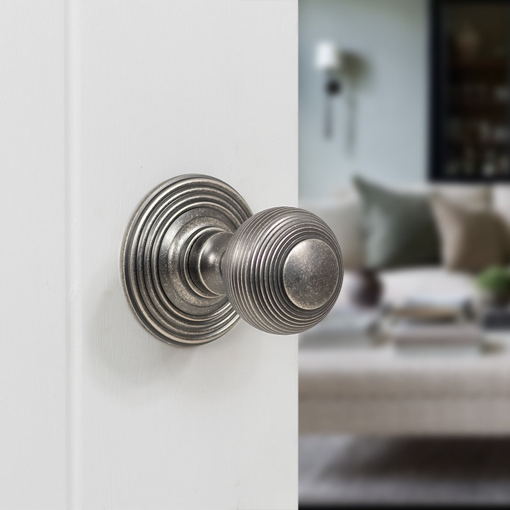 Old English Ripon Solid Brass Reeded Mortice Knob Concealed Fix Rose
