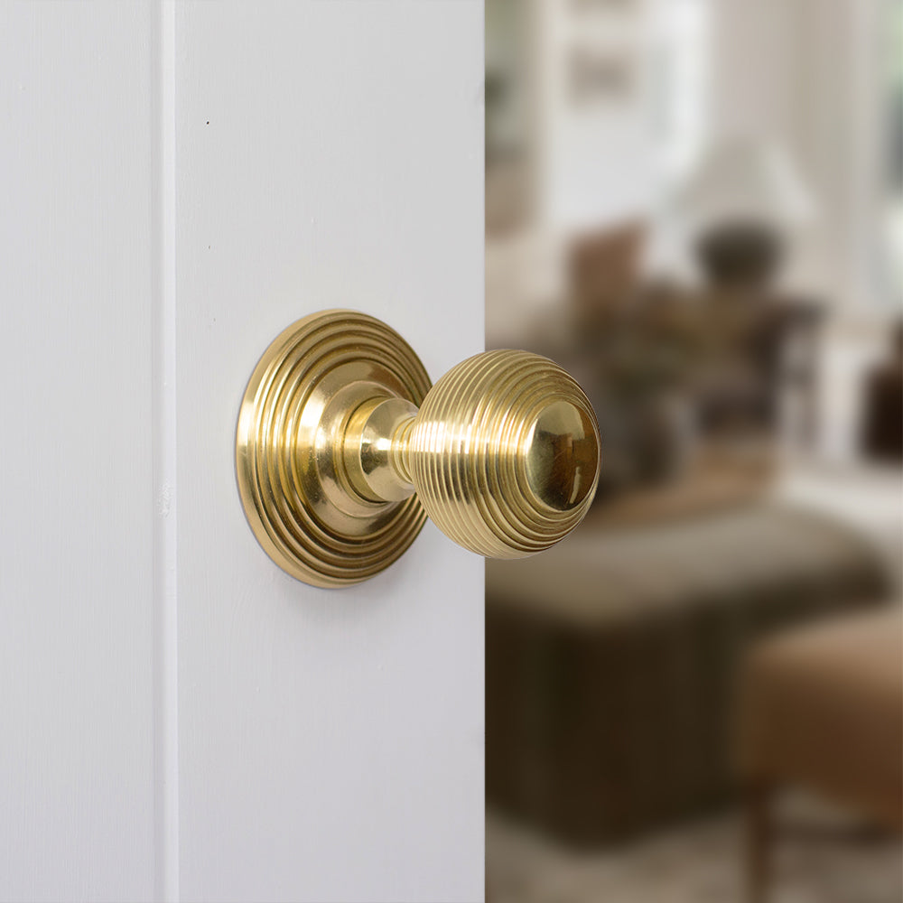 Old English Ripon Solid Brass Reeded Mortice Knob Concealed Fix Rose