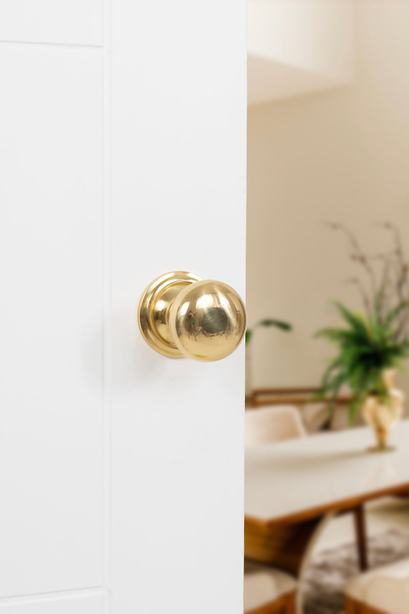 Old English Harrogate Solid Brass Mushroom Mortice Knob Concealed Fix Rose (Latch & Hinges Included)