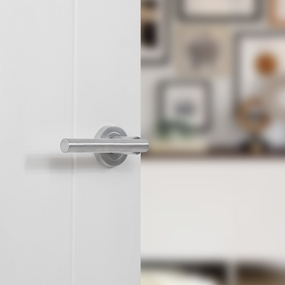 Status Nebraska Lever Round Rose