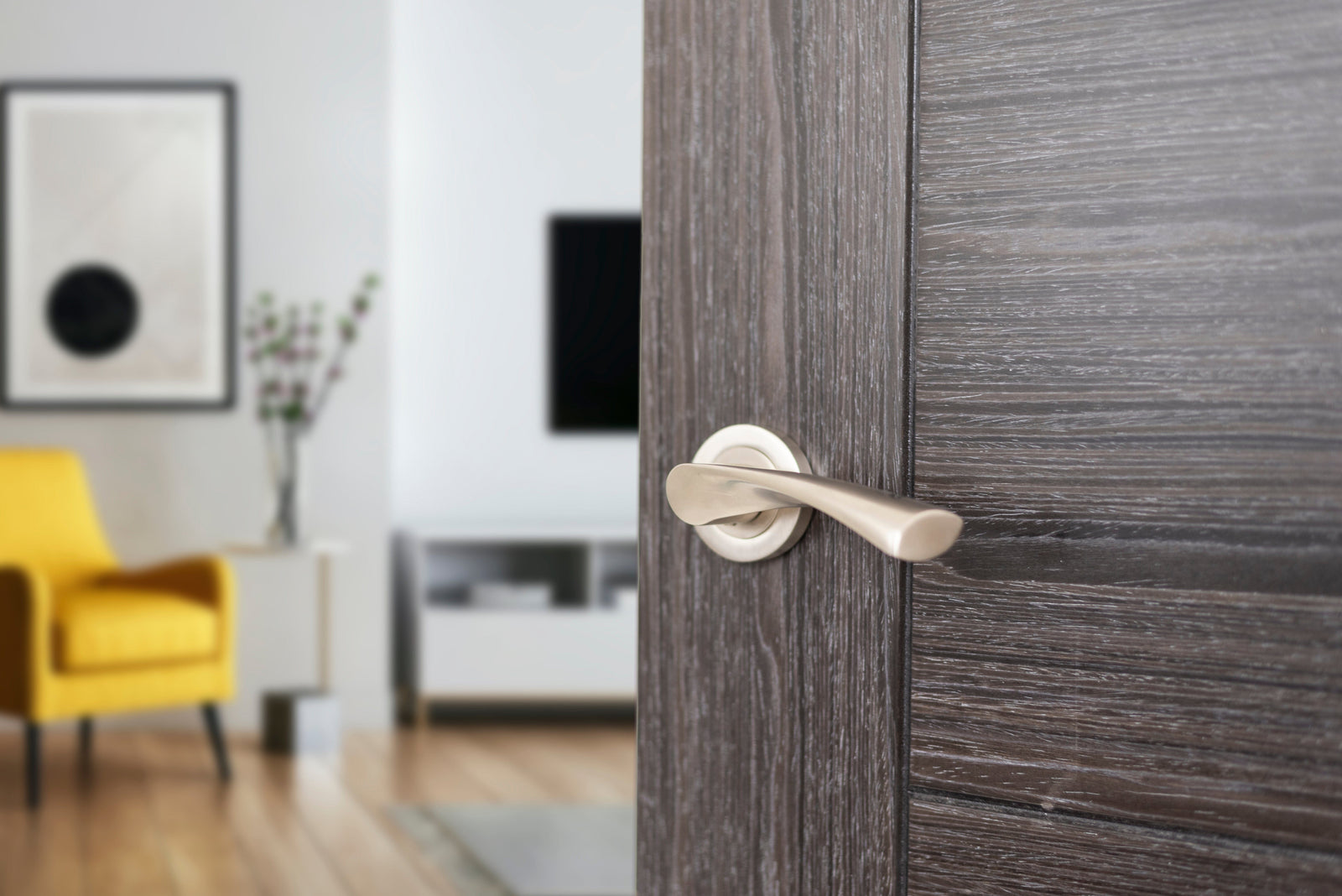 Status Colorado Lever Round Rose (Latch & Hinges Included) Lever on Round Rose Atlantic 