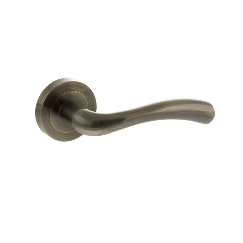 STATUS Texas Lever Door Handle on Round Rose