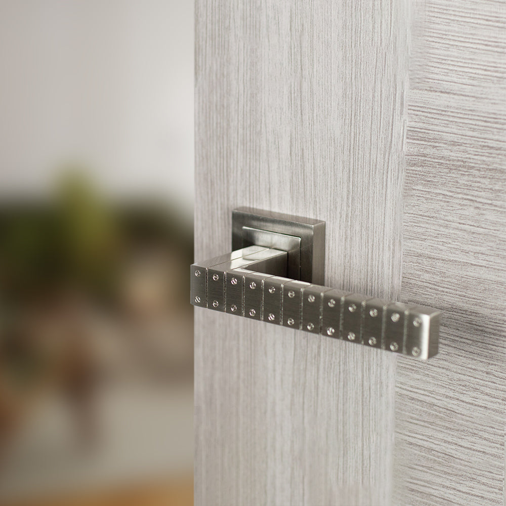 Senza Pari Bianca Designer Lever Square Rose