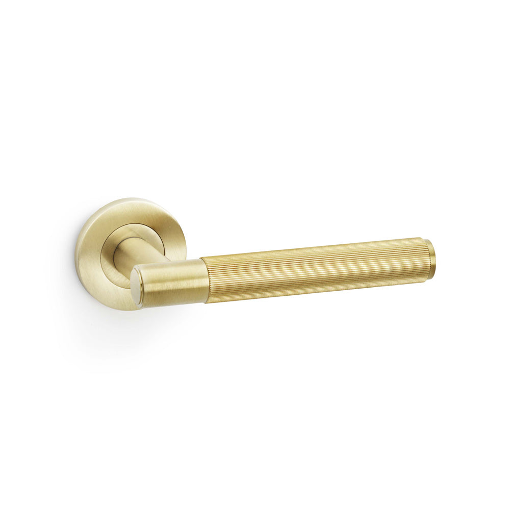 Spitfire Reeded Lever on Round Rose (Latch & Hinges Included)