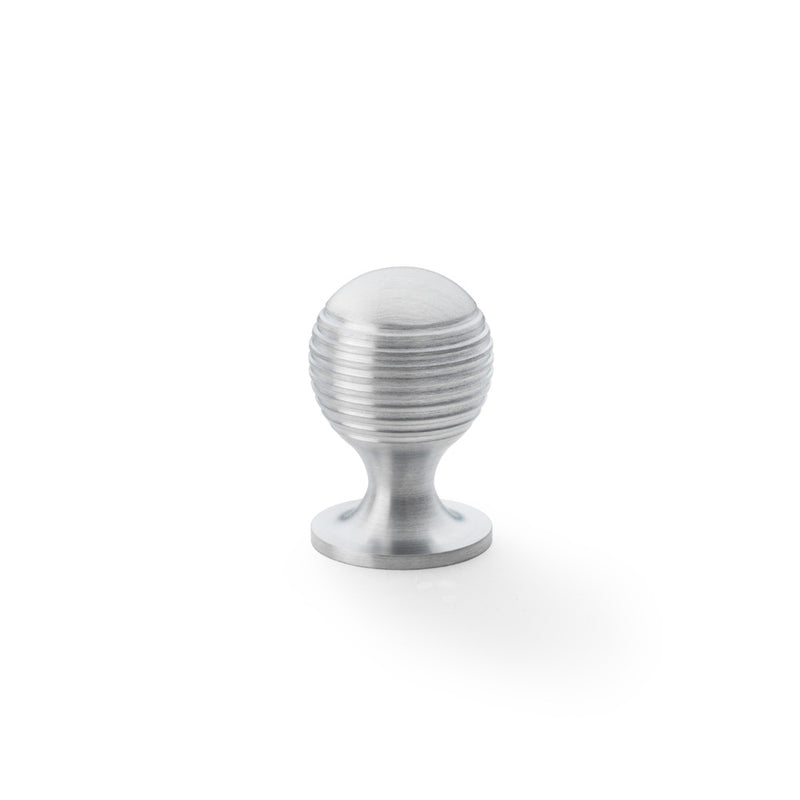 Caesar Cupboard Knob on Round Rose 25mm