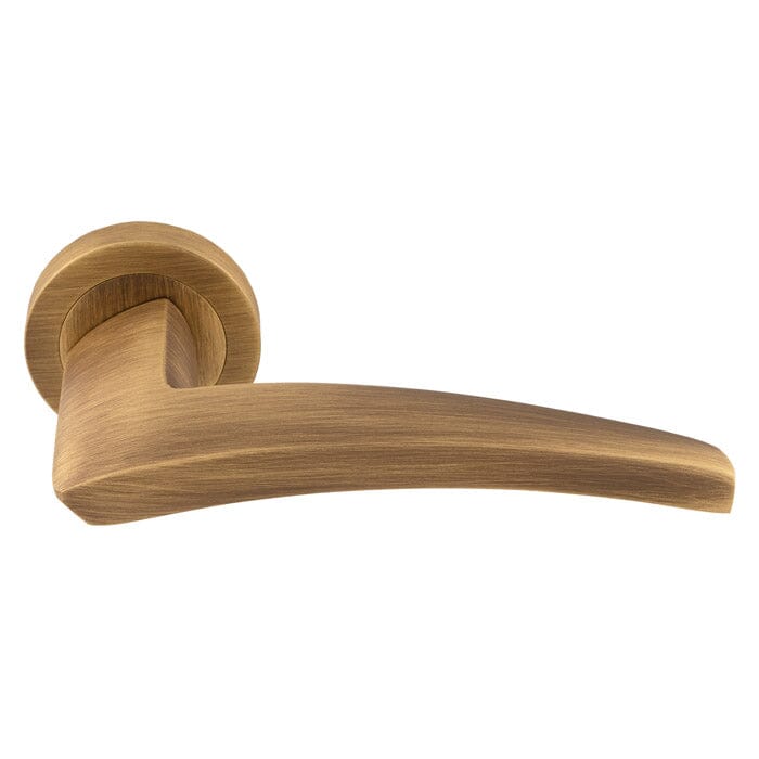 Manital Dune lever on Round Rose (Latch & Hinges Included)
