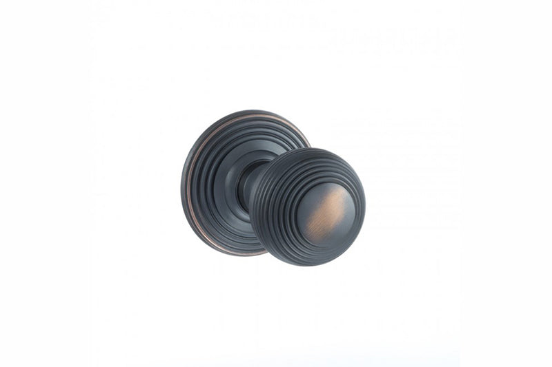 Old English Ripon Solid Brass Reeded Mortice Knob Concealed Fix Rose (Latch & Hinges Included)