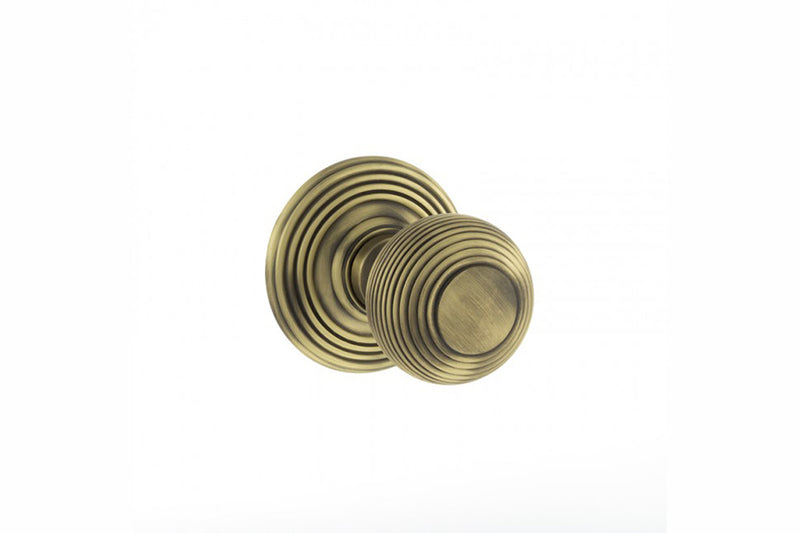 Old English Ripon Solid Brass Reeded Mortice Knob Concealed Fix Rose (Latch & Hinges Included)
