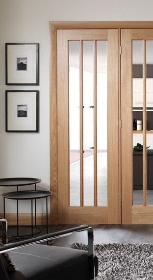 Worcester Pre-Finished Internal Oak Door with Clear Glass